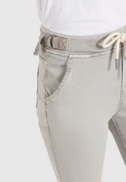 Khujo NAURU - Jeansy Slim Fit - Hellgrau Co -Khujo 0f300837a2d04a2894b43618f4c0647b