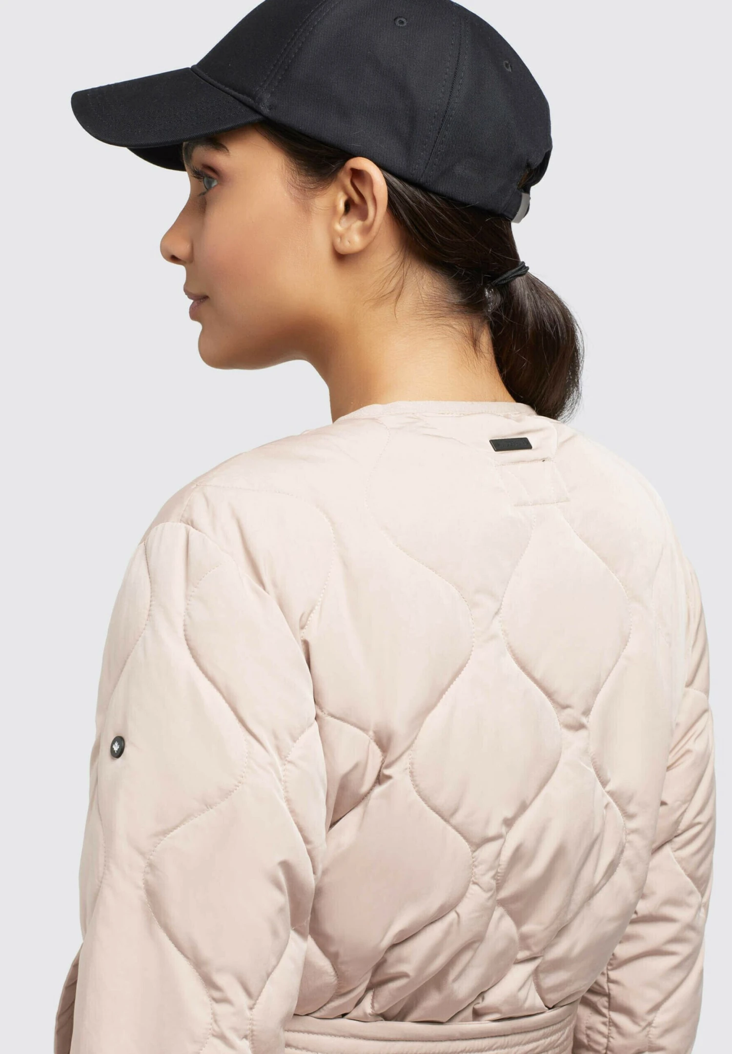 Khujo YUNA - Kurtka Przejściowa - War Pin 7 Khujo YUNA - Kurtka Przejściowa - War Pin - obrazek 7