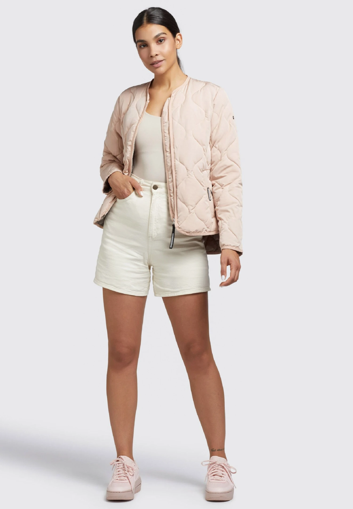 Khujo ALMA - Kurtka Przejściowa - War-pin 2 Khujo ALMA - Kurtka Przejściowa - War-pin - obrazek 2