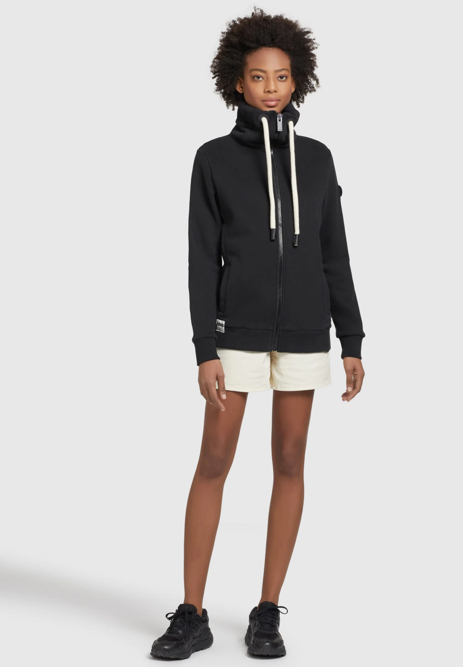 Khujo TOSTA - Bluza Rozpinana - Schwarz 2 Khujo TOSTA - Bluza Rozpinana - Schwarz - obrazek 2