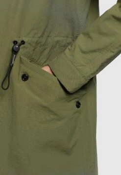 Khujo MARNIA - Kurtka Przeciwdeszczowa - Olivgrün -Khujo 4e3dbc60eec949a29c27a5518a2dbfac