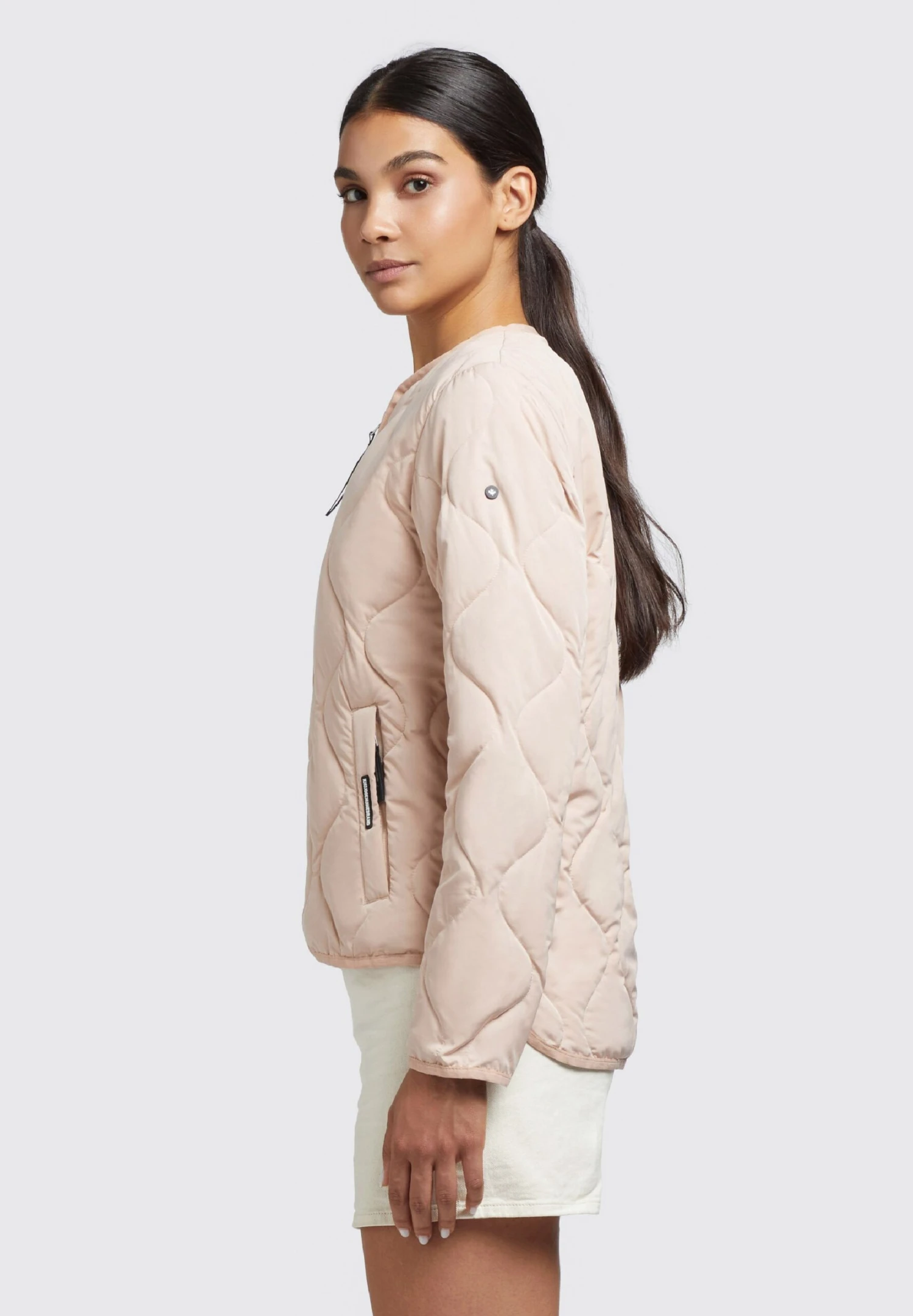 Khujo ALMA - Kurtka Przejściowa - War-pin 4 Khujo ALMA - Kurtka Przejściowa - War-pin - obrazek 4